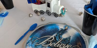 Awesome Ideas for an Easy & Fun Polar Express Watch Party!