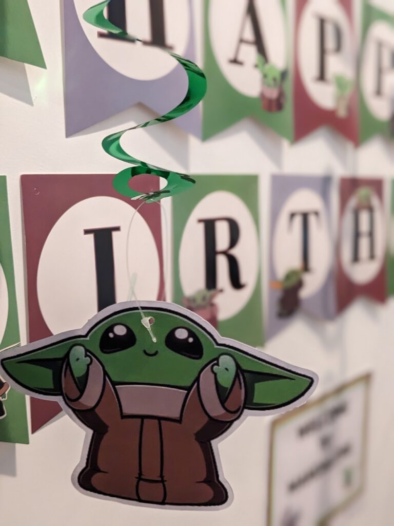 The Ultimate Star Wars Mandalorian Baby Yoda Party – Easy & Inexpensive ...
